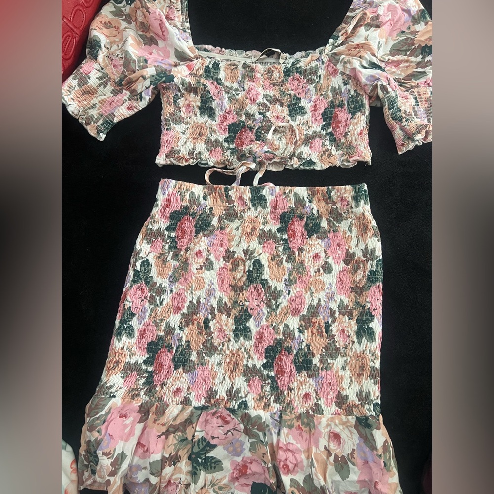 Floral 2 piece skirt set